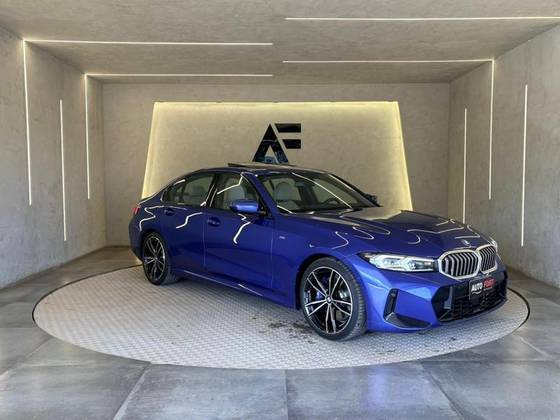 BMW 320i 2.0 16V TURBO FLEX M SPORT AUTOMÁTICO BMW 320i 2.0 16V TURBO FLEX M SPORT AUTOMÁTICO